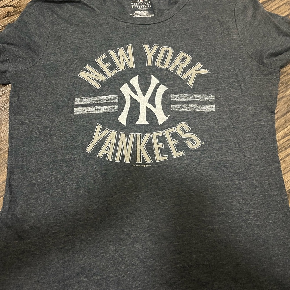 5th & Ocean Genuine Merchandise T-Shirt